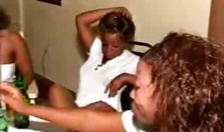 Rusoaica orgasm pe un mare membru al unui bunici sexi iubitor pasionat