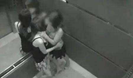 Cine n-ar vrea să și-o tragă filme xnxx hd imediat?