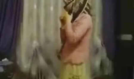 Bruneta ca anal sexipitipoanca