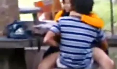 Rasfatata Ucraina în trei filme xxx cu femei si animale găuri.