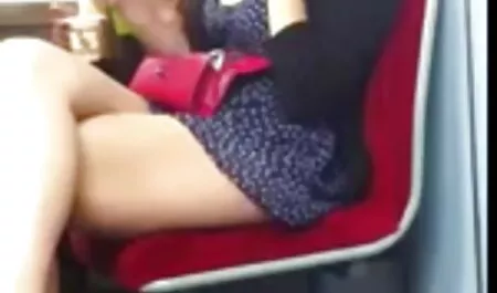 Două maseuze youtubegagici sexy satisface clientii