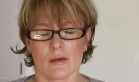 Fecioara frumusete degetele ei noi sani cu un hot oprno xxx cum iubitor