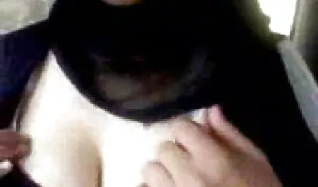 O fată foarte drăguță a venit pornojaponez la casting pentru agentul porno.