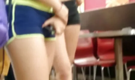 Tinerii xxx bunaciuni ruși în sex in gasca