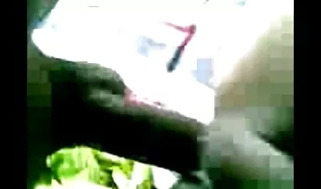 Femei atragatoare Muie filmata cu un barbat sex pizde goale