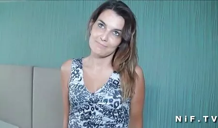 Cantaretul JR a venit să viziteze DJ negru și a pus sloturi xxx pe furis pentru el