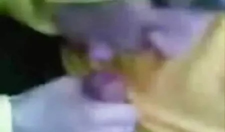 Un amețit frumusete sex fara futai cu italience preludiu pentru un tip cu o pula mare