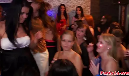 Maseuza se simte fete sexy dezbrăcate dubla penetrare