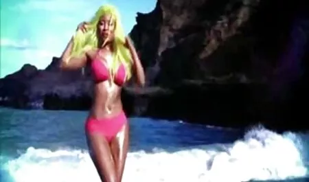 Blonda Orgasm nu se oboseste de futute la servici pula mare.