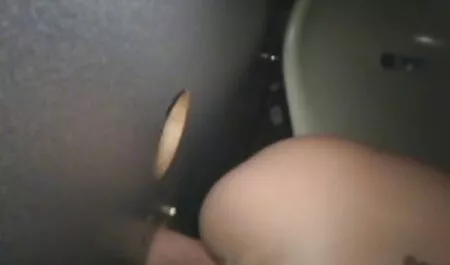 Fantastic sex cu sora sotiei student este făcută de rus Blonda